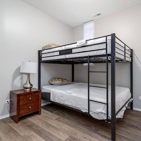 Suite 1 On Southport 4 Queen Beds Chicago Exteriér fotografie